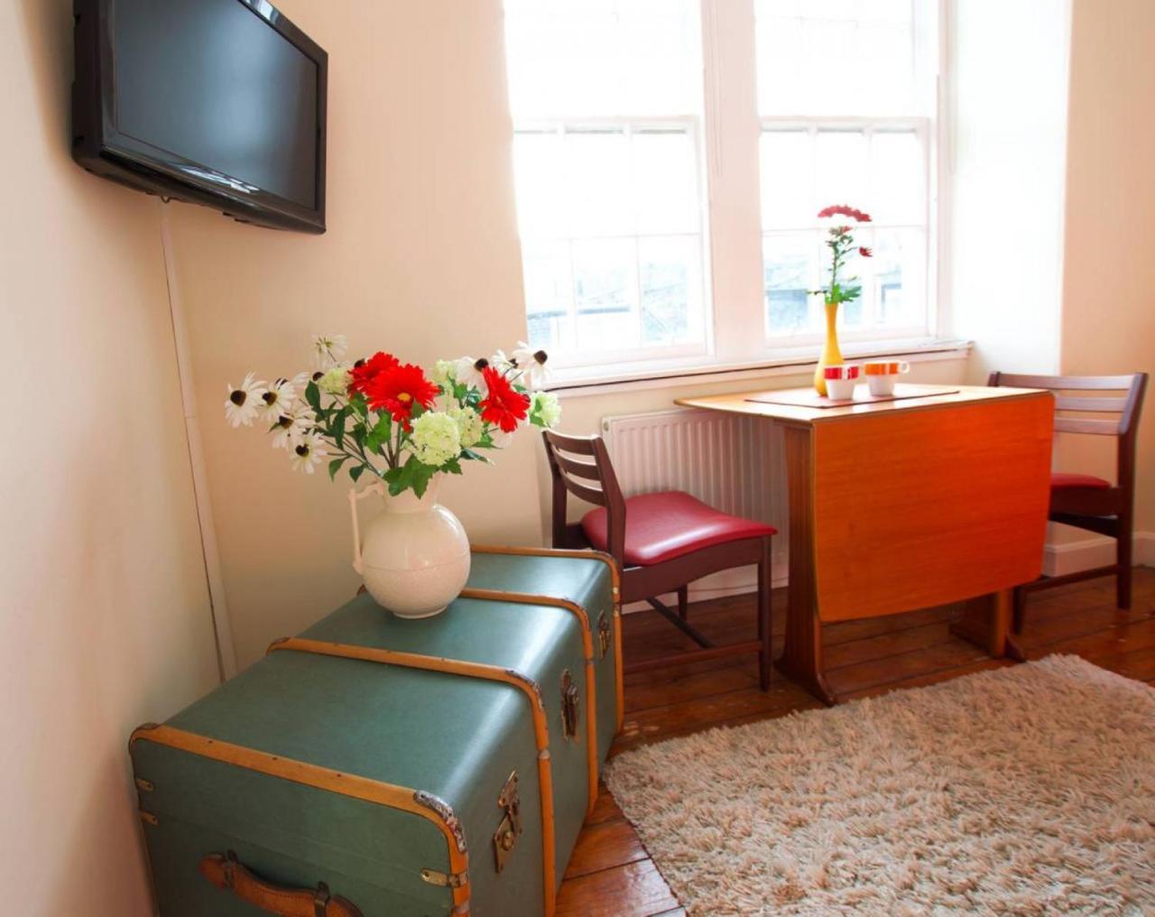 Joivy Bright Flat With Workspace In New Town Единбург Екстериор снимка
